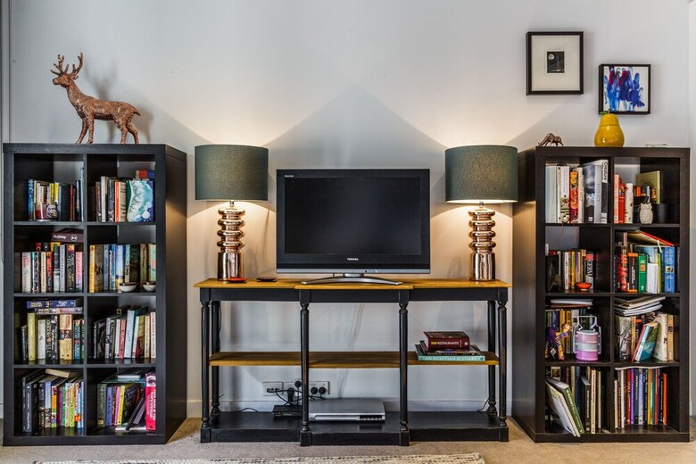 Elegant 1 Bed 1 Bath Apartment, Free Parking