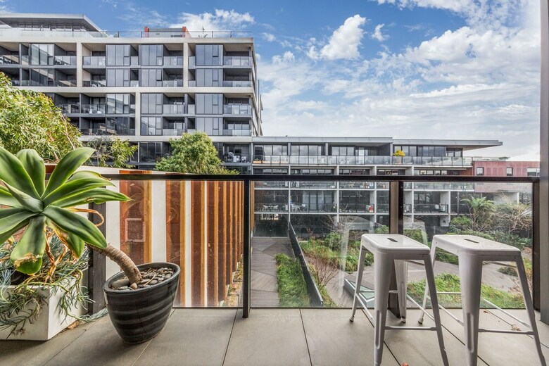 Elegant 1 Bed 1 Bath Apartment, Free Parking