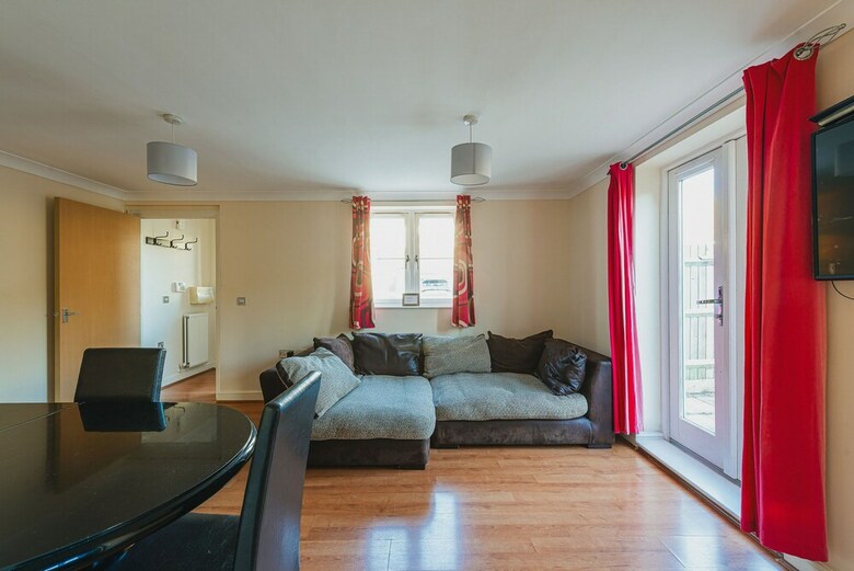 Business Park Apartments (Peymans)