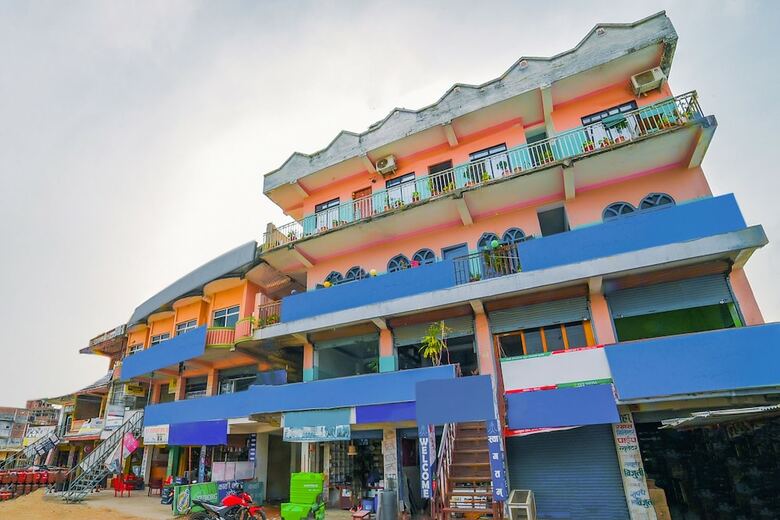 Spot On 480 Hotel Sish Mahal