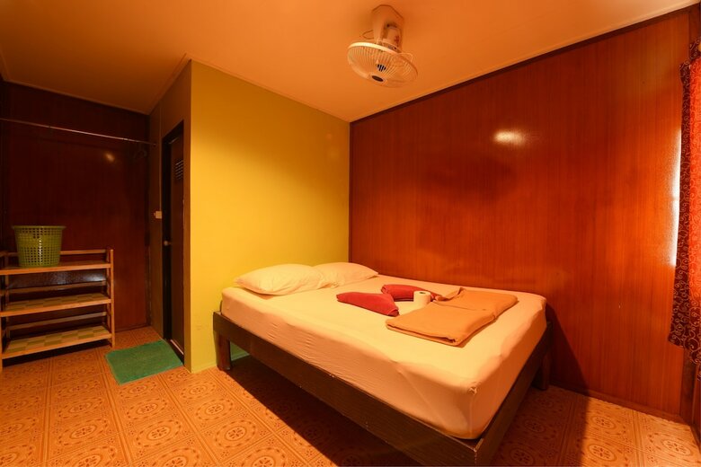 Hotel One More Night Beach
