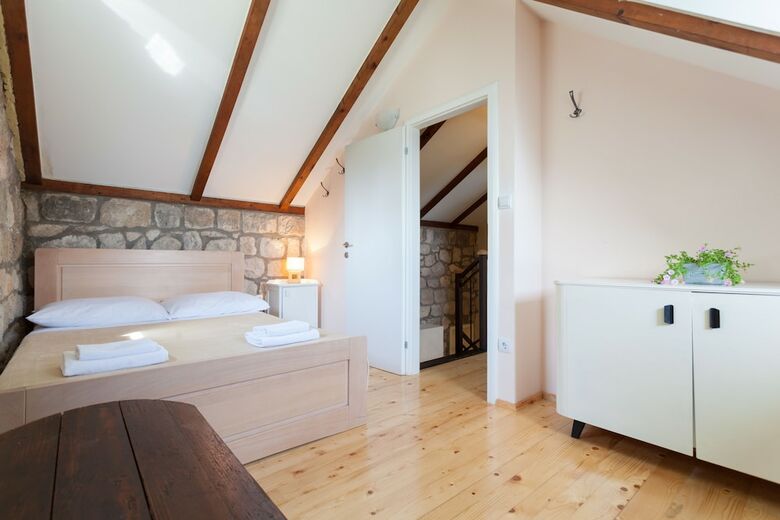 Hedera Estate, House Hedera II