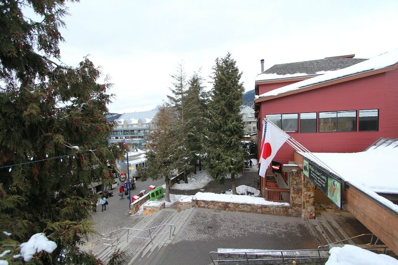 Rainbow Suites By Whistler Retreats