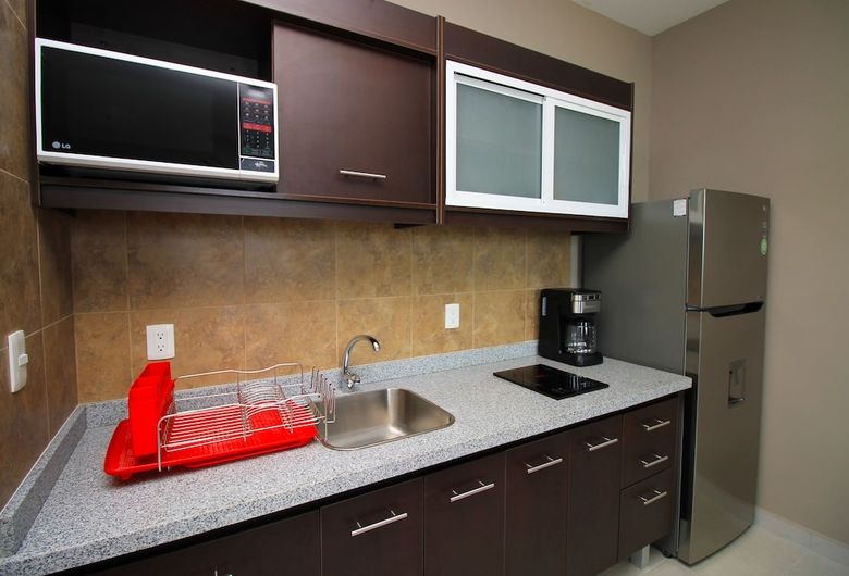 Apartamentos Riviera Towers 2br & Pool