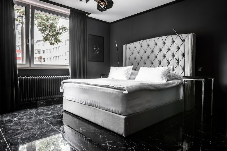 Black Hotels Bonn