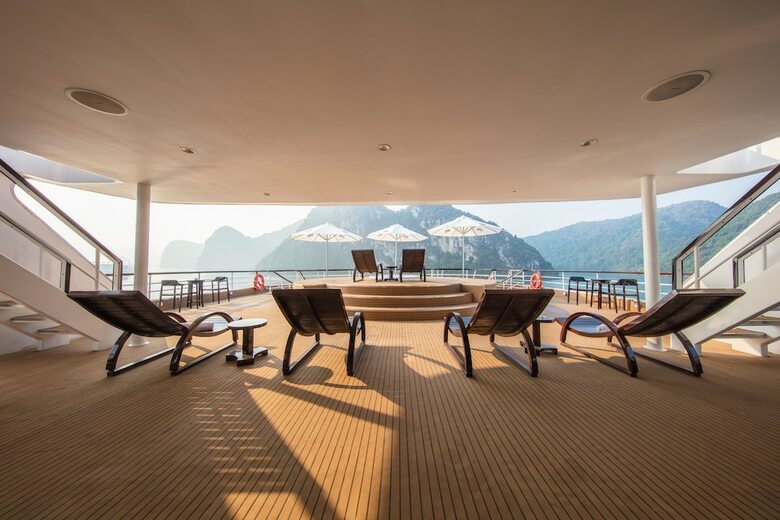 Scarlet Pearl Cruises