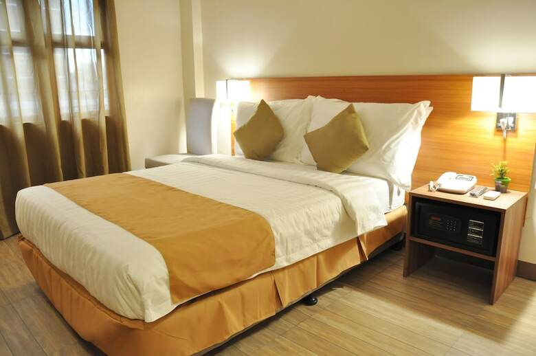 Hotel Baypark Inn
