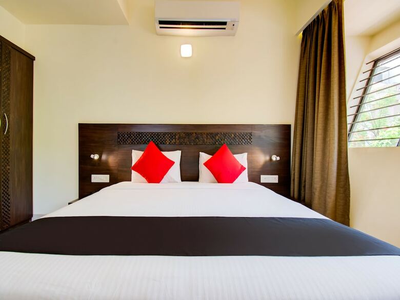 Hotel Capital O 37677 Xec Residency