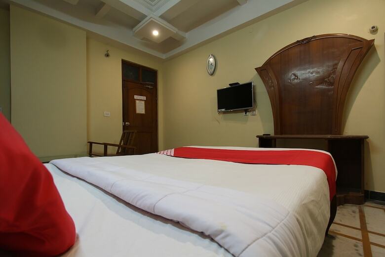 Oyo 35457 Hotel Kubera Palace