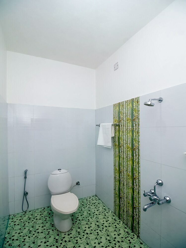Hotel Oyo 38124 Vivek Sagara Beach Resort
