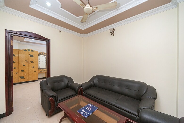 Hotel Oyo 39840 Ramyaa's Regency
