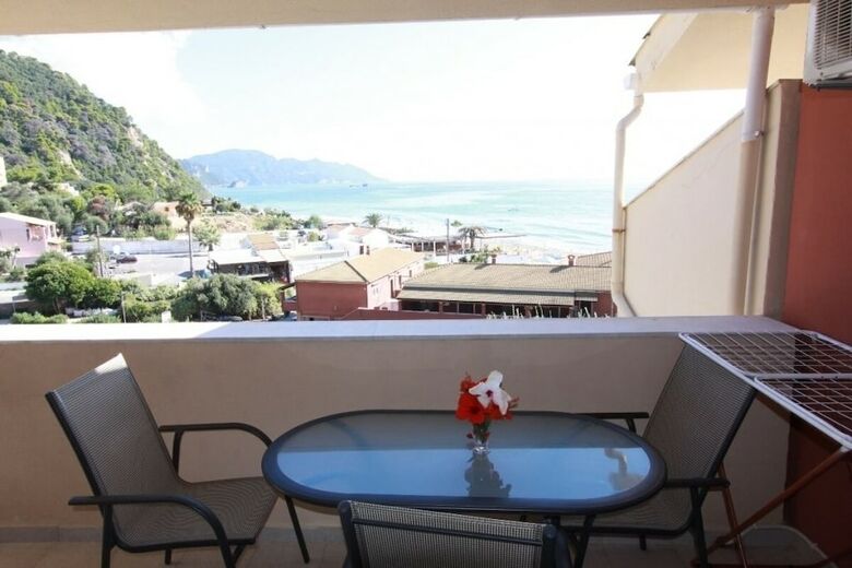 Menigos - Apartment Aa5r 155-158 Coco-mat