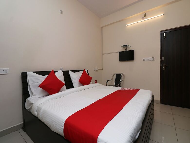 Hotel Oyo Flagship 29680 Bbd
