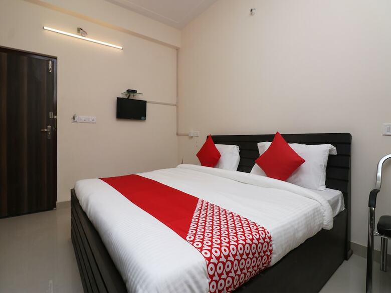 Hotel Oyo Flagship 29680 Bbd