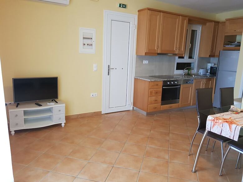 Menigos - Comfort 1 Bedroom Apartment Aa5r Nr.2