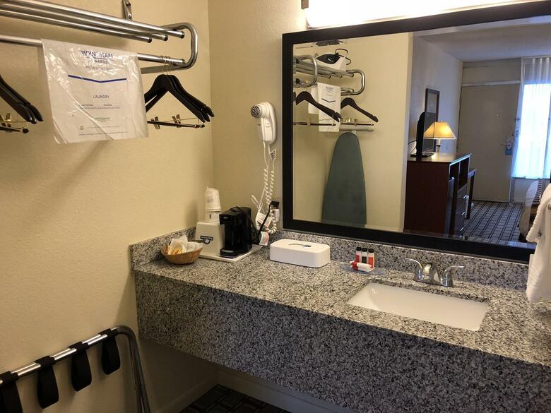 Hotel Days Inn
