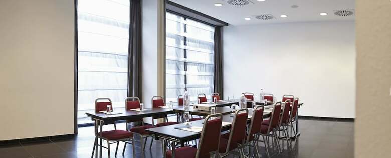 Hotel Rmh Modena Des Arts