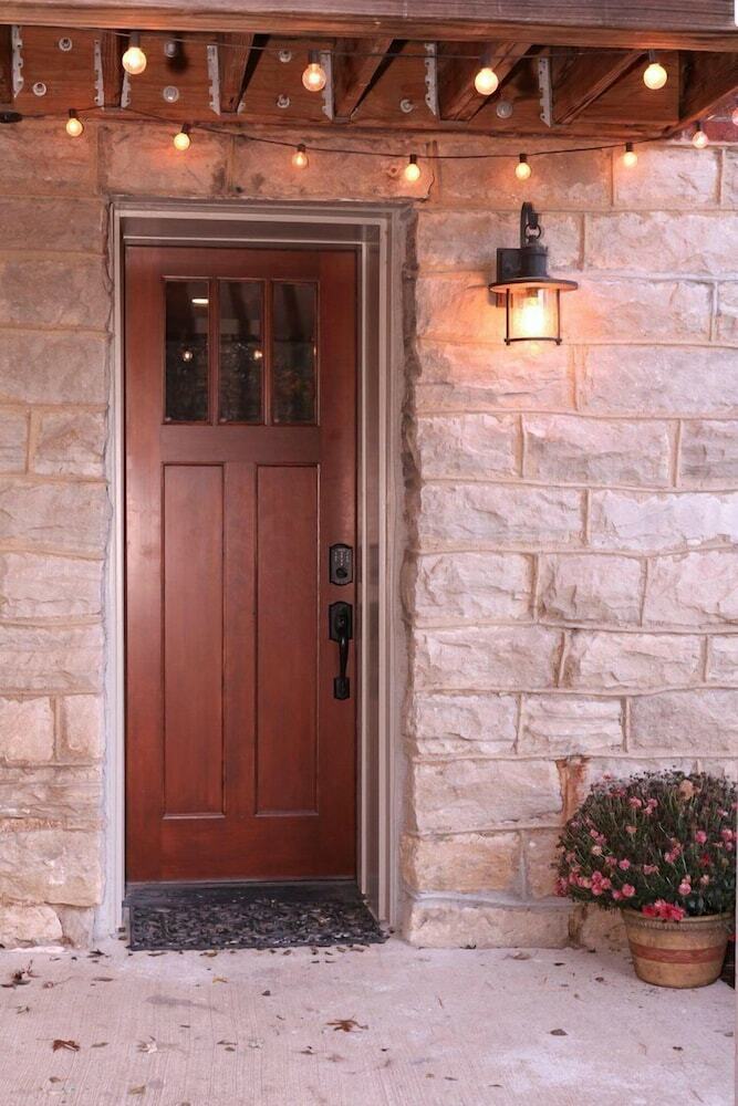 Belmont Blvd Bed And Breakfast