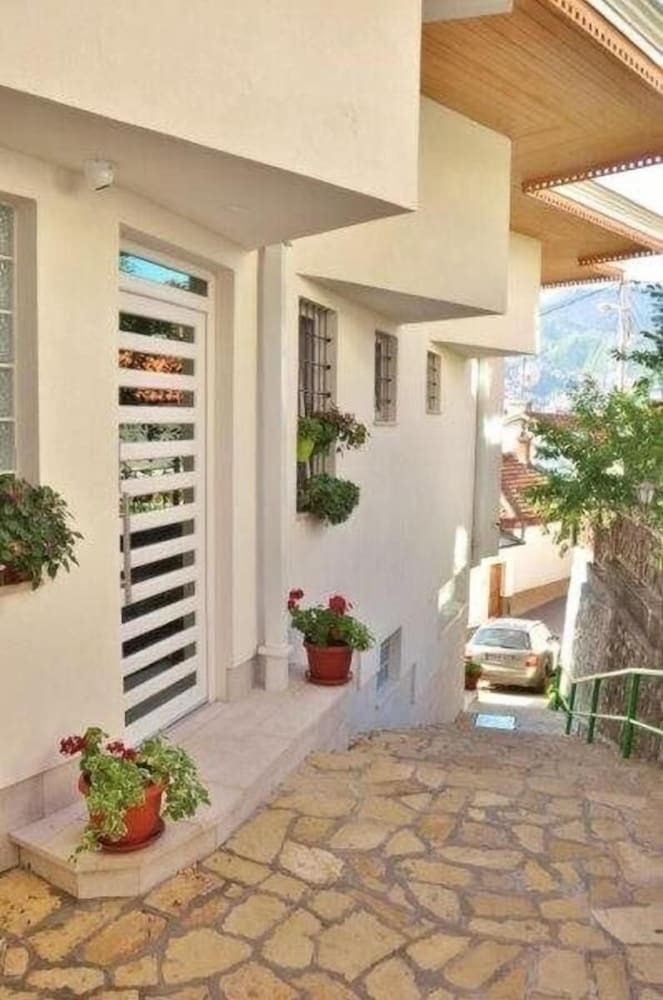 Hotel Residence Mahala