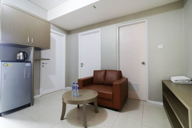 Hotel Ten Eleven Living Point