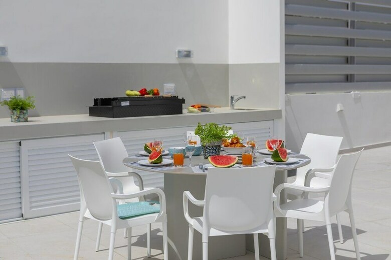 Protaras Villa Piera By The Sea