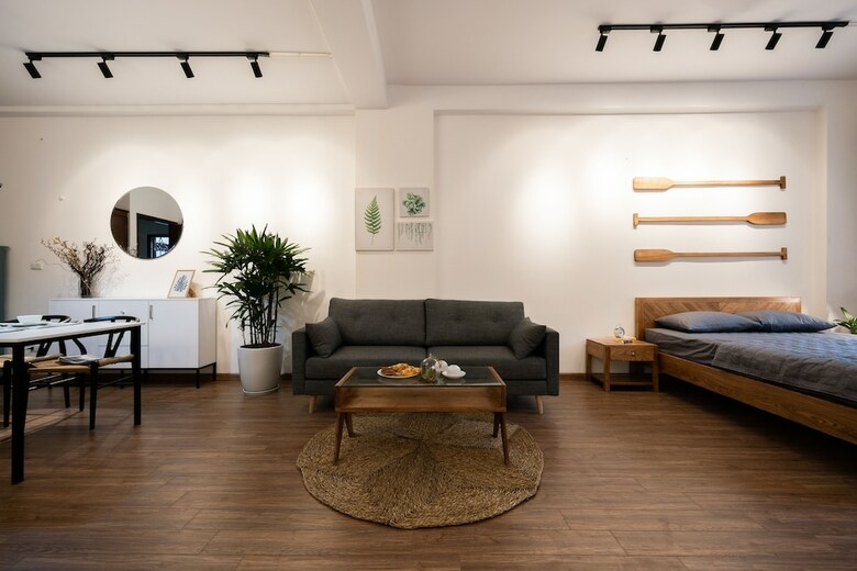Aparthotel Nyna Homestay
