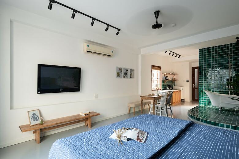 Aparthotel Nyna Homestay