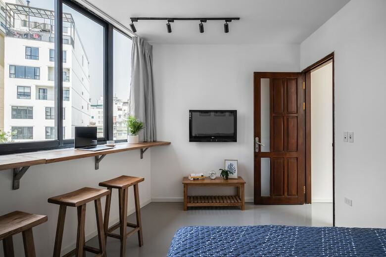 Aparthotel Nyna Homestay