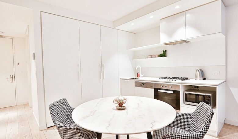 South Yarra Claremont Apartment