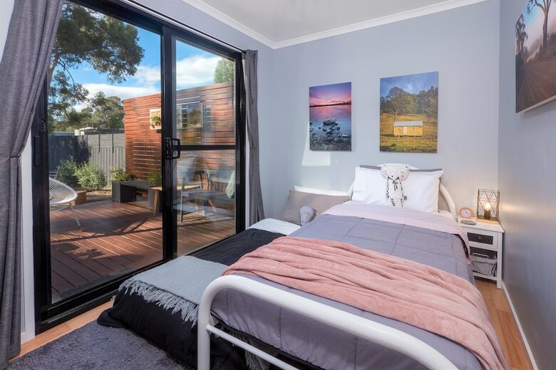 Three Beaches - Chic Eco Home Tasmania