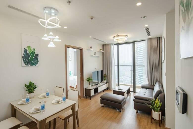 Aparthotel Luxhome Vinhomes Skylake