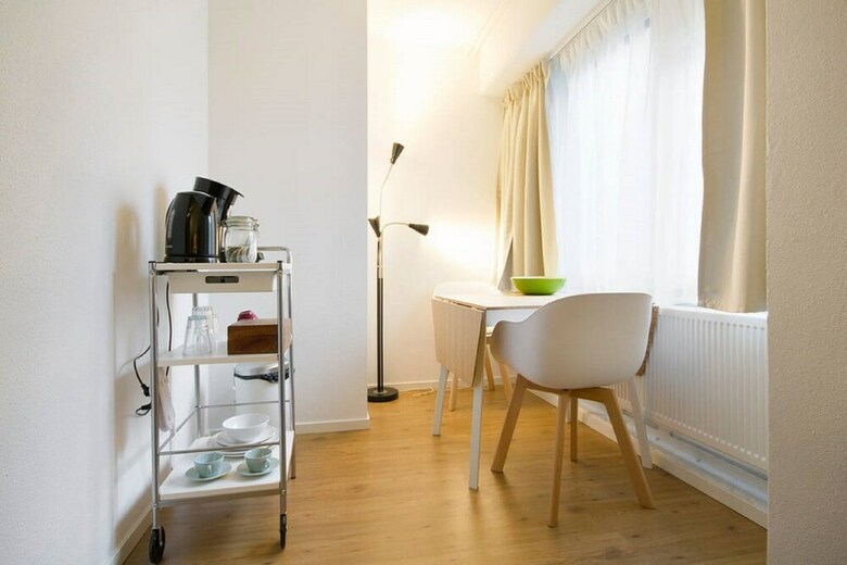 Apartamentos Two Perfect Studios In Central Amsterdam