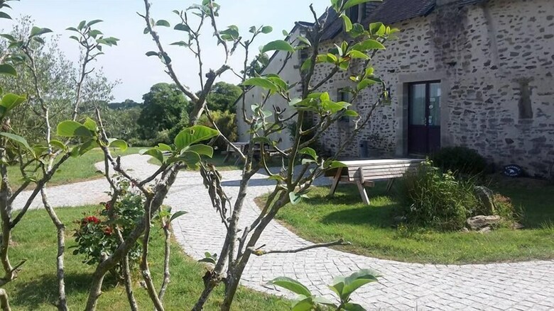 Bed & Breakfast Le Colombier De Kerguezec