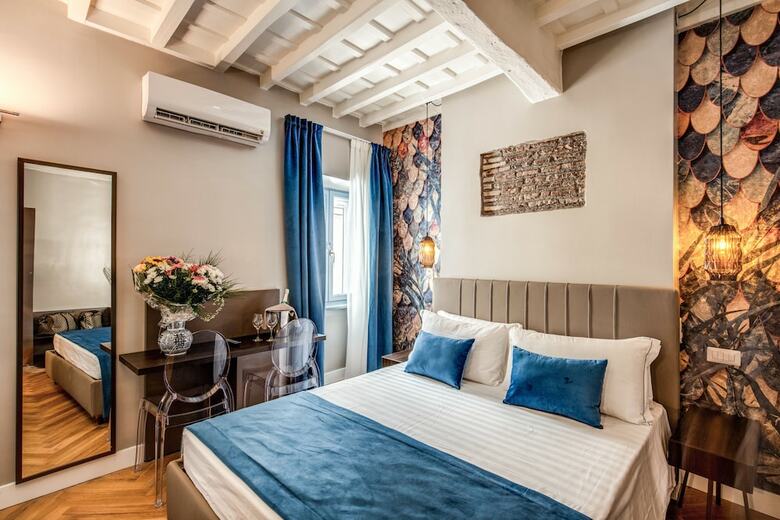 Maison D'art Apartments
