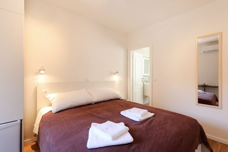 Hotel Pyrotima Apartments