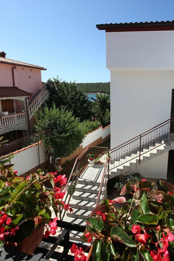 Apartments Antonieta