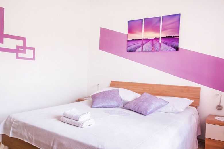 Apartamentos House Bruno