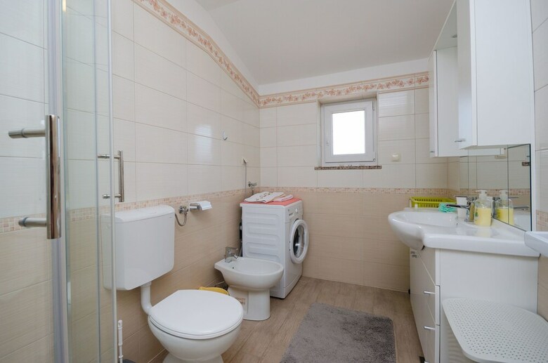 Apartments Mirjana