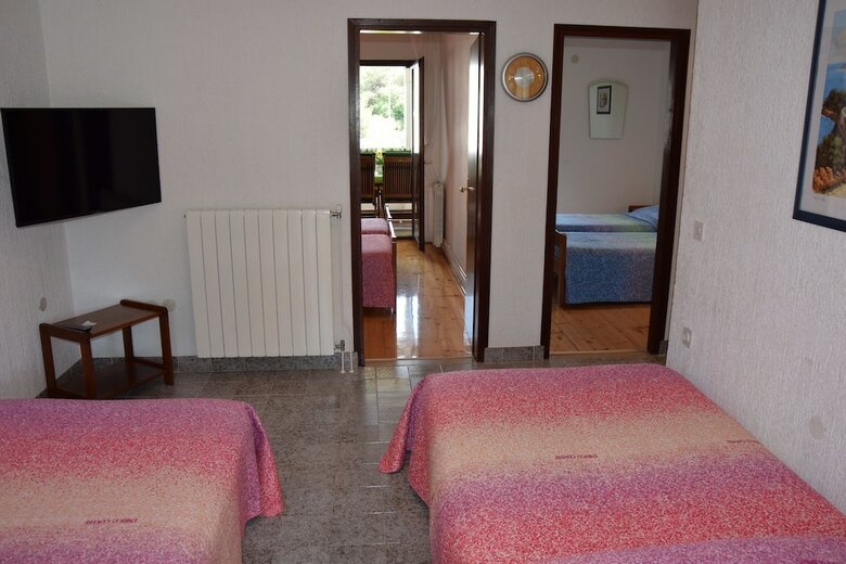 Apartments Cerin