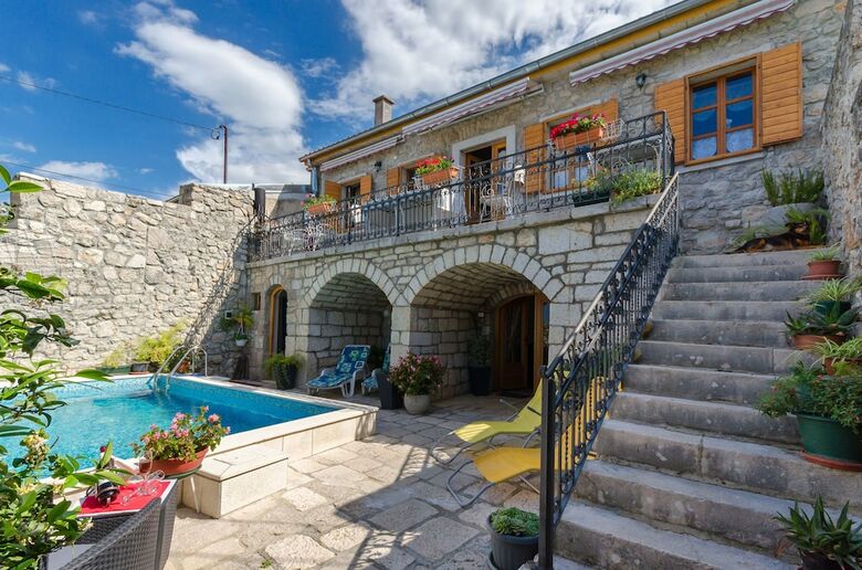 Apartamentos House Villa Ljuba