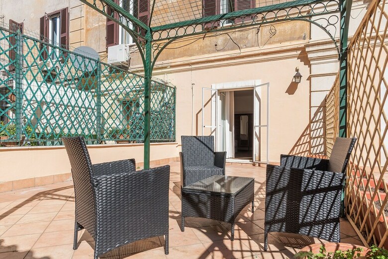 Sallustiano Terrace Apartment