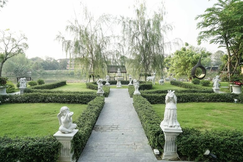 Nantra Chiangmai Riverfront Hotel