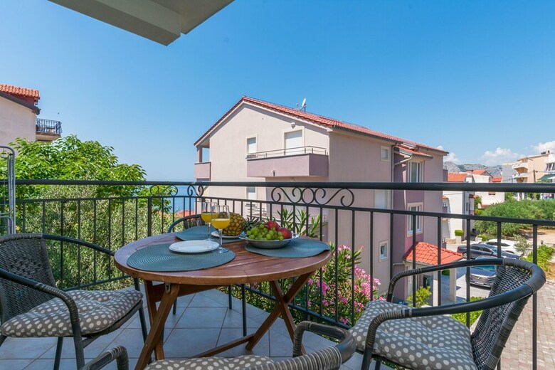 Apartments Ljiljana