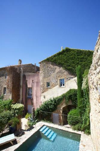 Hostal Les Sardines Aux Yeux Bleus