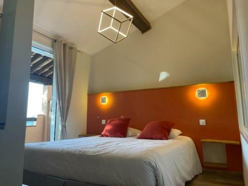 Hotel L'estirado Des Adrets
