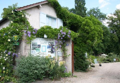 G�tes Du Jardin Francais