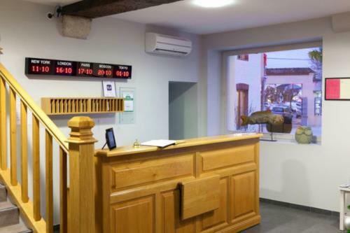Hotel H�tel Burgevin