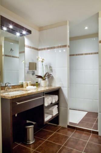 Hotel H�tel Burgevin