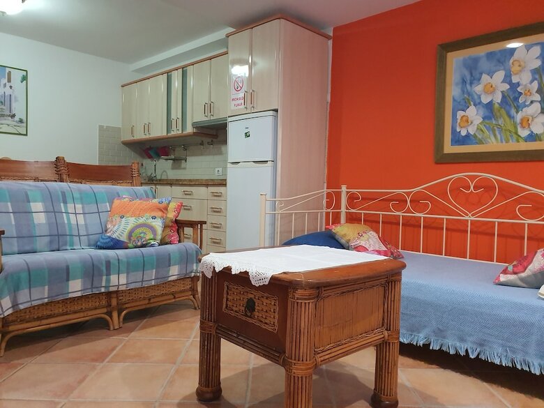 Apartamentos Paqui's Quiet Apt In Playa Ingles