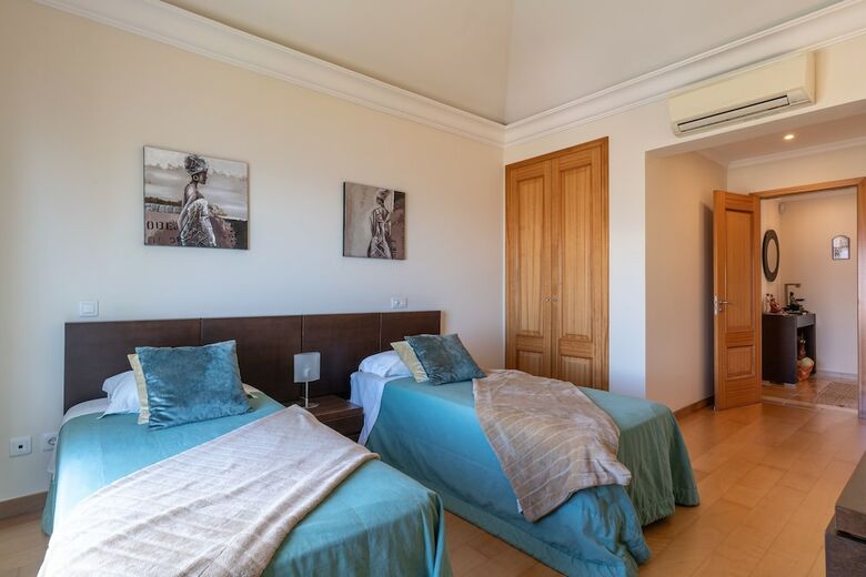 Scenic Apartment - Palheiro Village